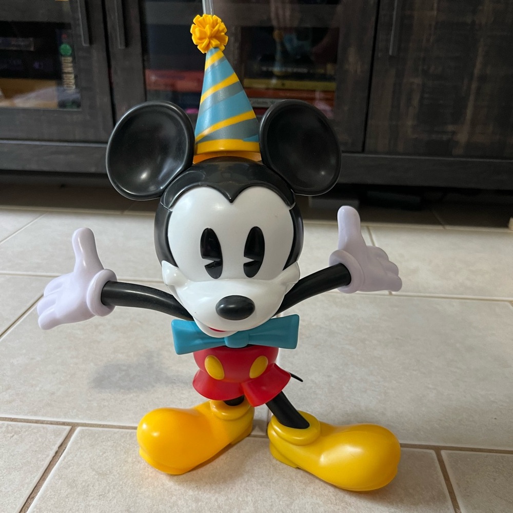 Disney Parks Mickey Mouse Sipper